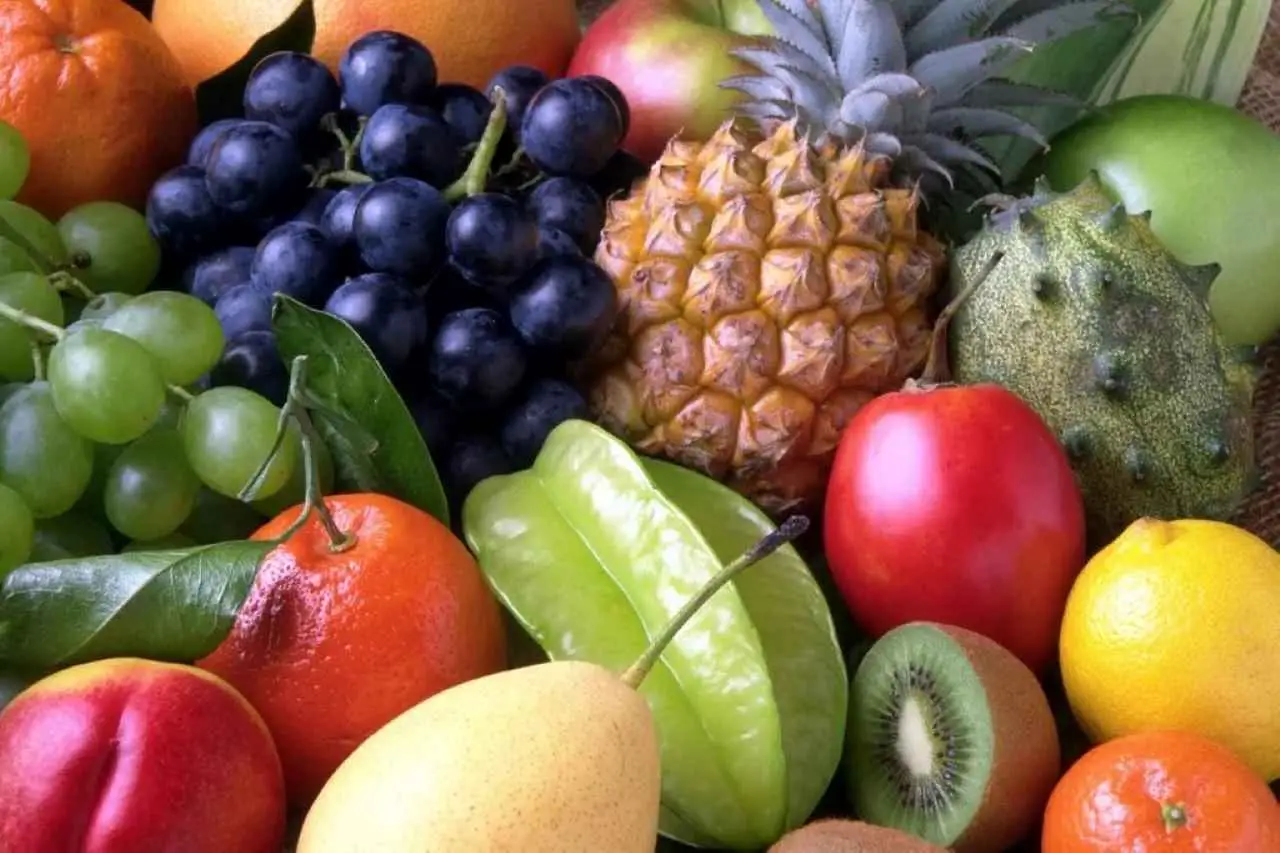 Quanta frutta e verdura bisogna mangiare ogni giorno: la risposta dell’OMS