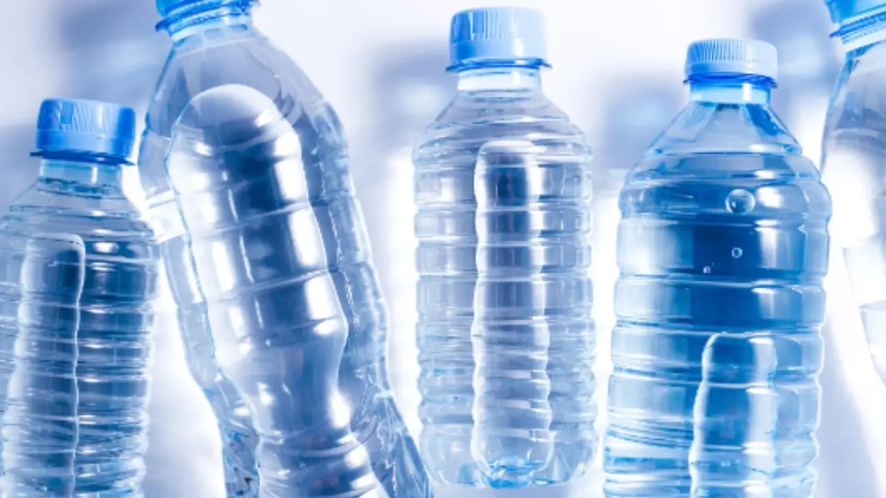 Come si fa a leggere l’etichetta dell’acqua minerale? Cosa significano residuo fisso e pH